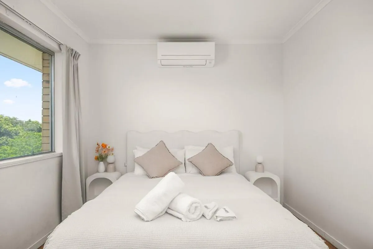 Bright Apartment In Trendy New Farm Brisbane